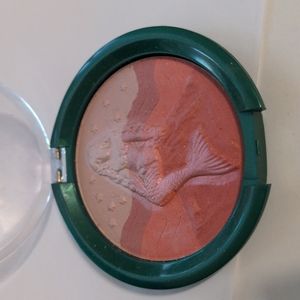 Signature Club A Blush